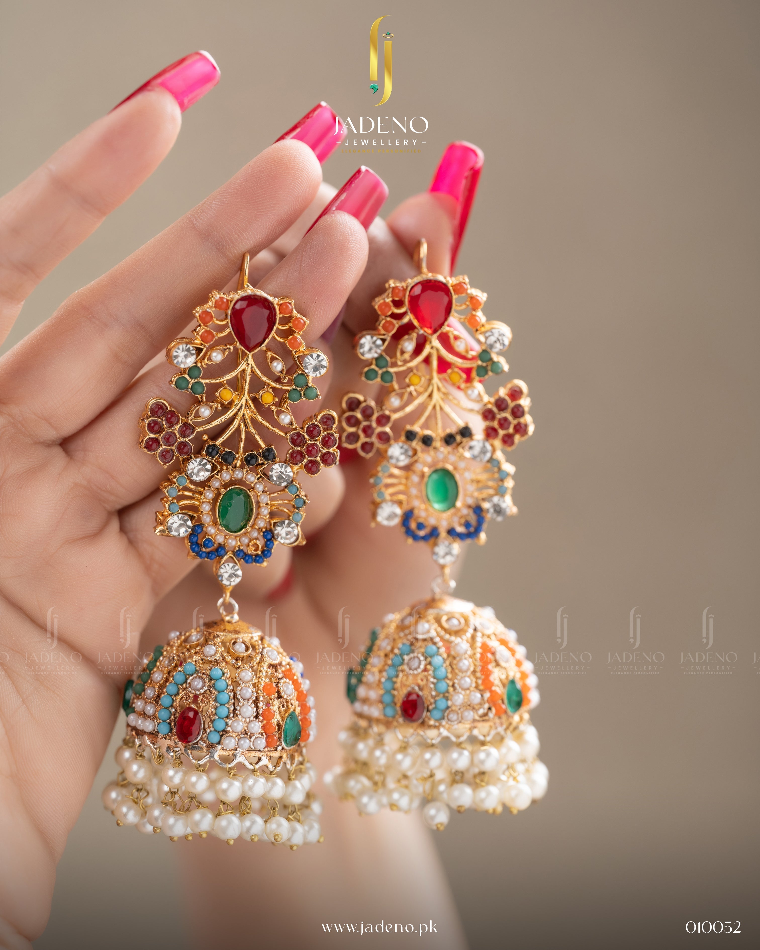 Delicate Trendy Nauratan Jhumka